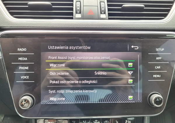 Skoda Superb cena 99900 przebieg: 78633, rok produkcji 2019 z Tychy małe 466